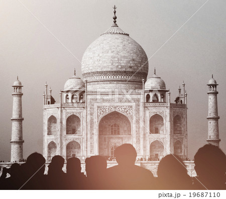 View Of Taj Mahal With Tourist Silhouettes Concept View Of Taj Mahal With Tourist Silhouettes Concept 19687110