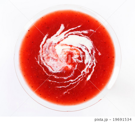 Strawberry puree with cream Strawberry puree with cream 19691534