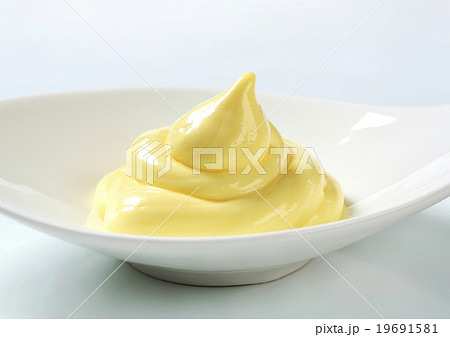 Vanilla pastry cream 19691581