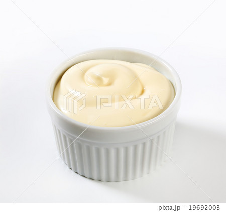 Thick white cream Thick white cream 19692003