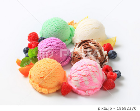 Assorted ice cream 19692370