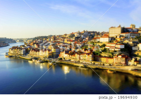ポルトの歴史地区とドウロ川 19694930