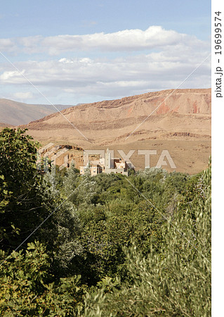 Green mosque in Boumalne Dades, Morocco Green mosque in Boumalne Dades, Morocco 19699574