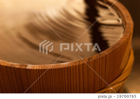 木桶の水 19700765