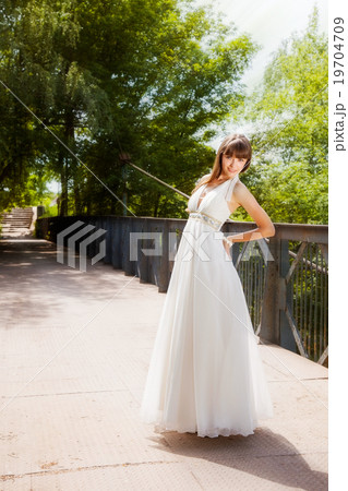 girl 19704709