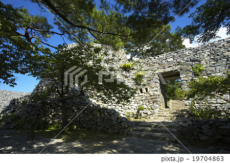 今帰仁城跡/平郎門 19704863