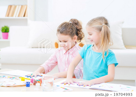 Pretty little sisters painting  19704993