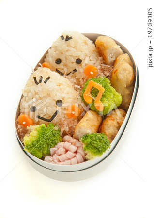 Lunch of chestnut motif Lunch of chestnut motif 19709105