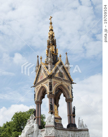 Albert Memorial, London 19709504