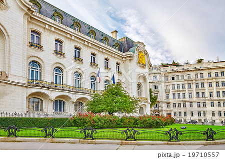 Cityscape  views - Vienna. 19710557