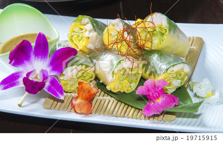 蒸し鶏生春巻き 19715915