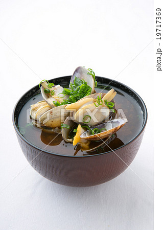 お寿司屋さんのあさりの赤だし 味噌汁 の写真素材