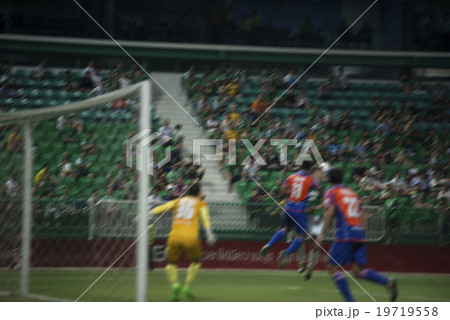 Blurred athletes Thailand national football team 19719558