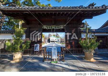 徳川園黒門　正月 19723138