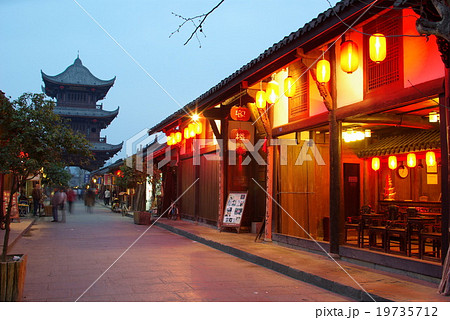 閬中 閬中 19735712