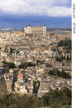 世界遺産・トレドの街並み 19735849