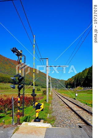 踏切のある風景 25 の写真素材