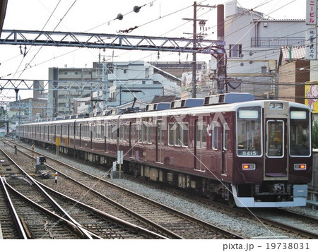 阪急電鉄 8300系 8315F 正雀車庫内入替 19738031