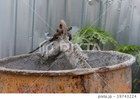 Concrete bucket (yellow color) Concrete bucket (yellow color) 19743224