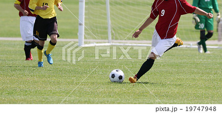 サッカー　フットボール 19747948