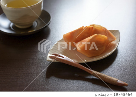 柿とお茶 柿とお茶 19748464