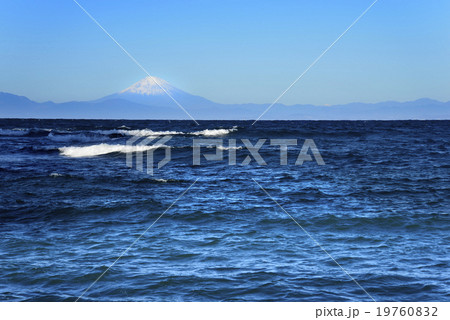 富士山の夜明け 19760832