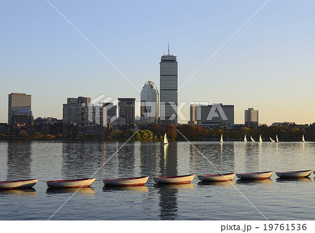 Charles River, Row of boats on river 19761536