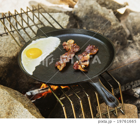 Egg and bacon in skillet Egg and bacon in skillet 19761665