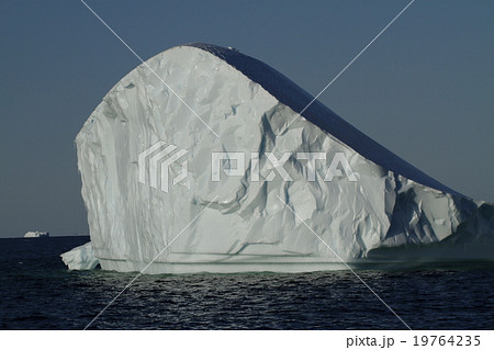 北極の氷山 19764235