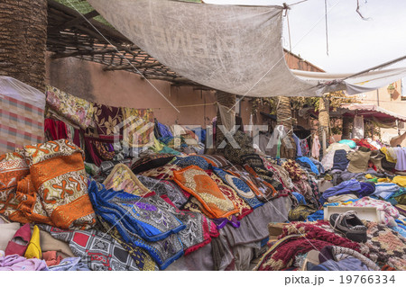 マラケシュのジャマ・エル・フナ広場 19766334