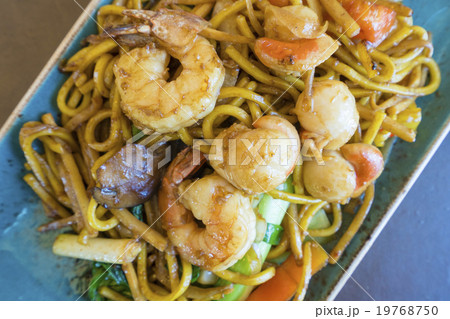 Stir fry seafood Hokkien noodle Stir fry seafood Hokkien noodle 19768750