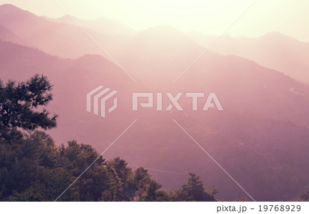 Cyprus mountains 19768929