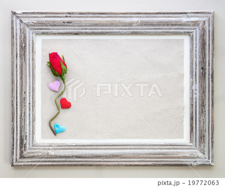 Vintage wood frame with rose and heart, Valentine. 19772063