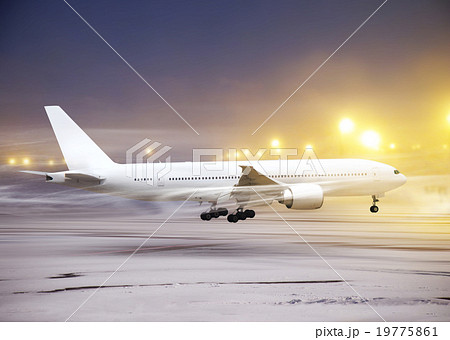 non-flying weather in airport non-flying weather in airport 19775861