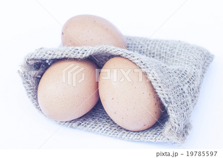 Eggs isolated on white background Eggs isolated on white background 19785597