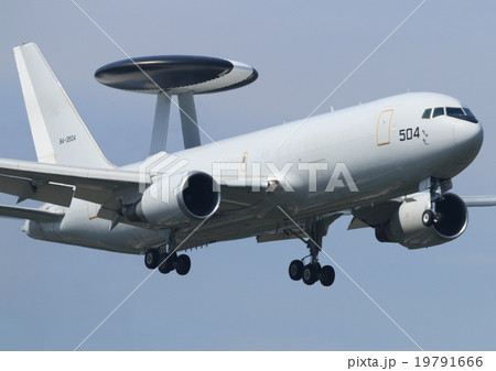 航空自衛隊　飛行機　着陸　KC-767 19791666