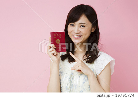 若い女性 19791774