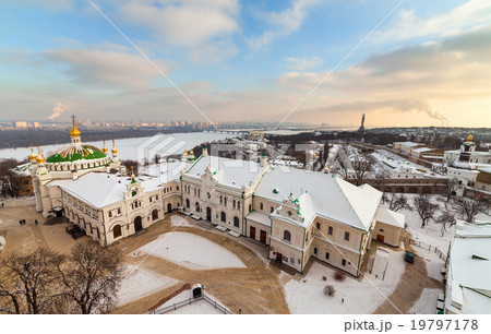 Kiev-Pechersk Lavra at winter 19797178