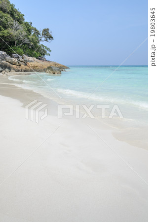 Stunning view of white sand beach 19803645
