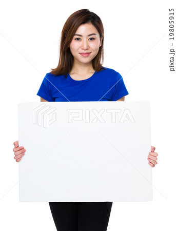 Asian woman hold with white banner 19805915