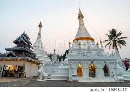 White pagoda in Wat Phra That Doi Gongmu 19808137