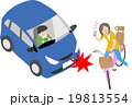 自転車の危険運転 19813554