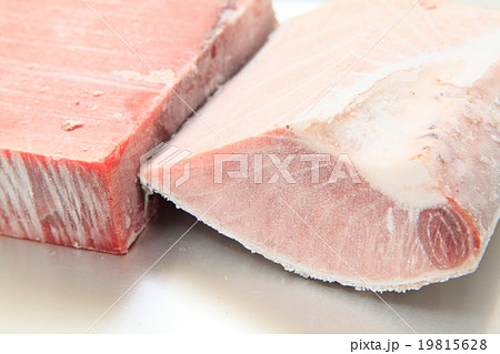 冷凍マグロ 19815628