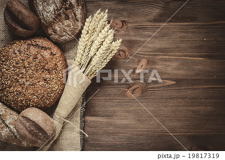 The Bread 19817319