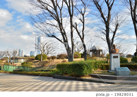 横浜野毛山公園 19828031