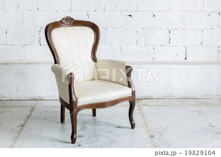 White Retro Chair White Retro Chair 19829104