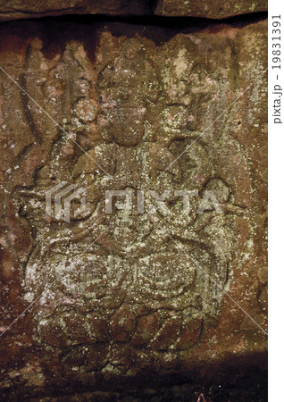 霊場の磨崖仏 19831391