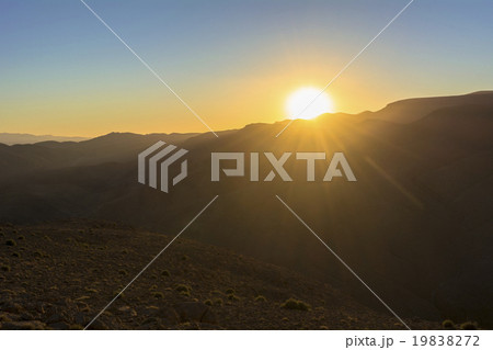 カスバ街道のトドラ峡谷 カスバ街道のトドラ峡谷 19838272