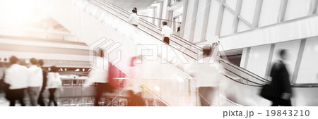 Business Rush Hour Walking Rush Hour Concept 19843210