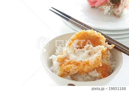 カニクリームコロッケとご飯の写真素材